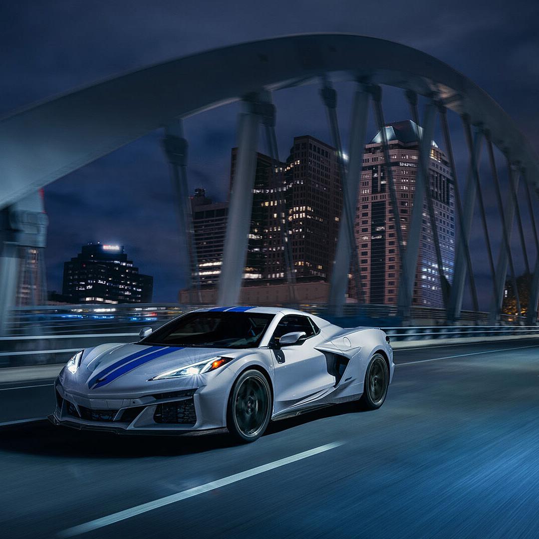 Corvette-E-Ray1.jpg